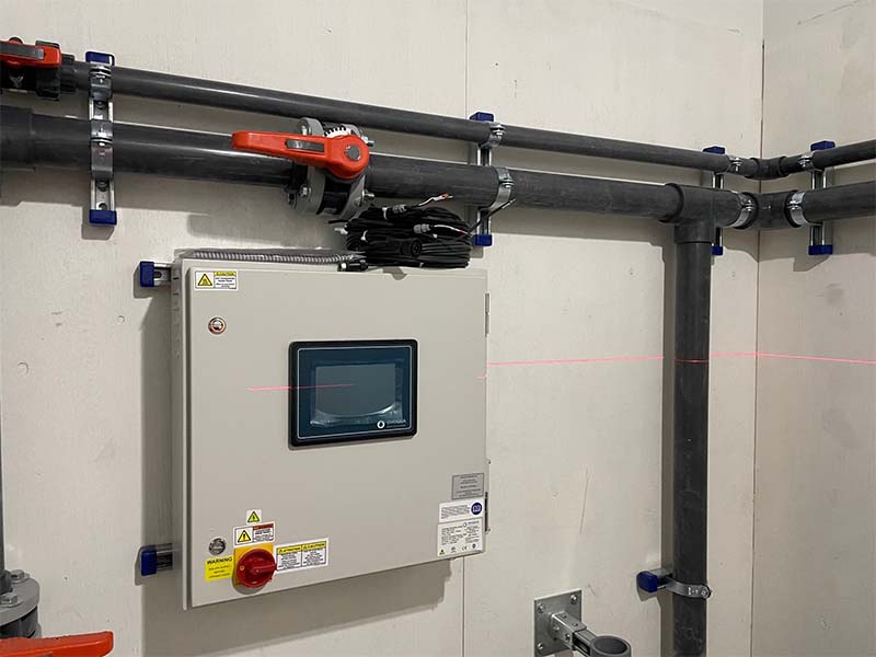 ptf_piscine_centre_communautaire_nemiscaus_02 Tuyauterie de la salle de mécanique d'une piscine